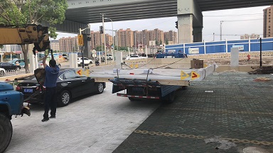 Comisiones de fábrica de demostración de Smart Aquarium & Eco-Fishpond, aumenta los estándares acuáticos
