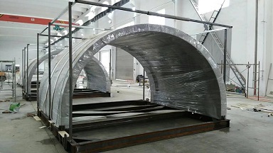 ¿Cuáles son las características de diseño del túnel del acuario?